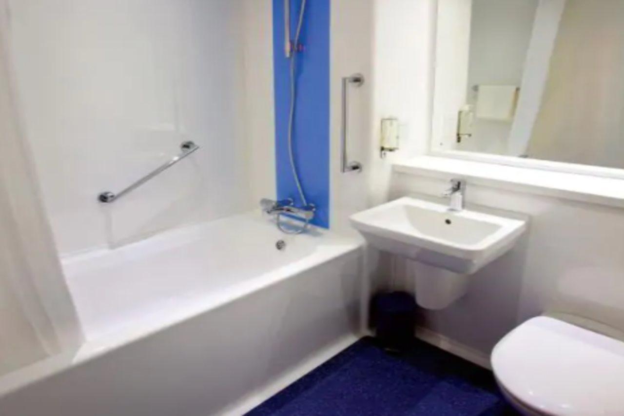 Travelodge Okehampton Whiddon Down Esterno foto